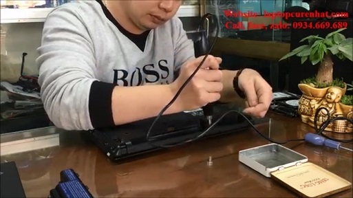 thao_lp_v_sinh_laptop_acer_4738z