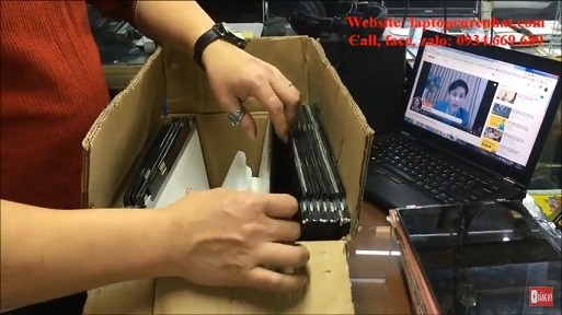 thay_man_hinh_laptop_cu_tai_ha_ni