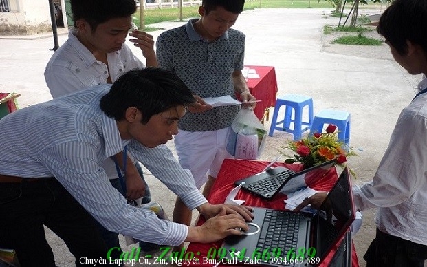 can-mua-laptop-cu-o-huong-son-my-duc-gia-tot-chua-qua-sua-chua