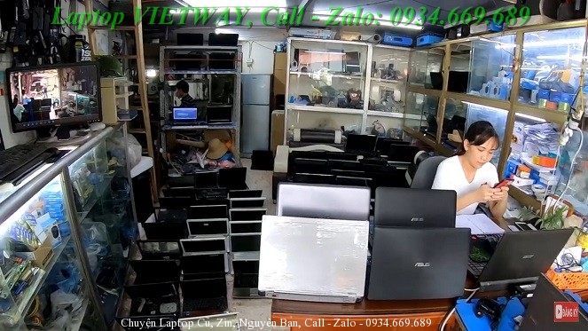 nen-ban-laptop-cu-o-huu-bang-thach-that-re-nhat-zin-nhat