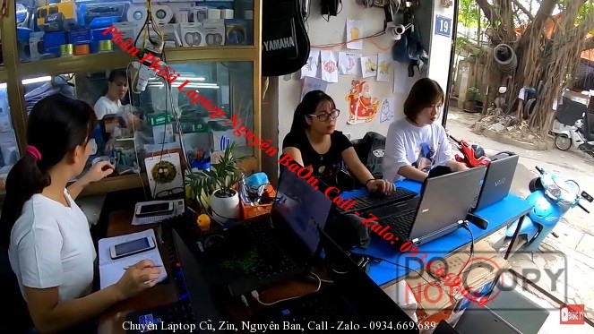 noibanlaptopcuomythanhmyducrenhatzinnhat